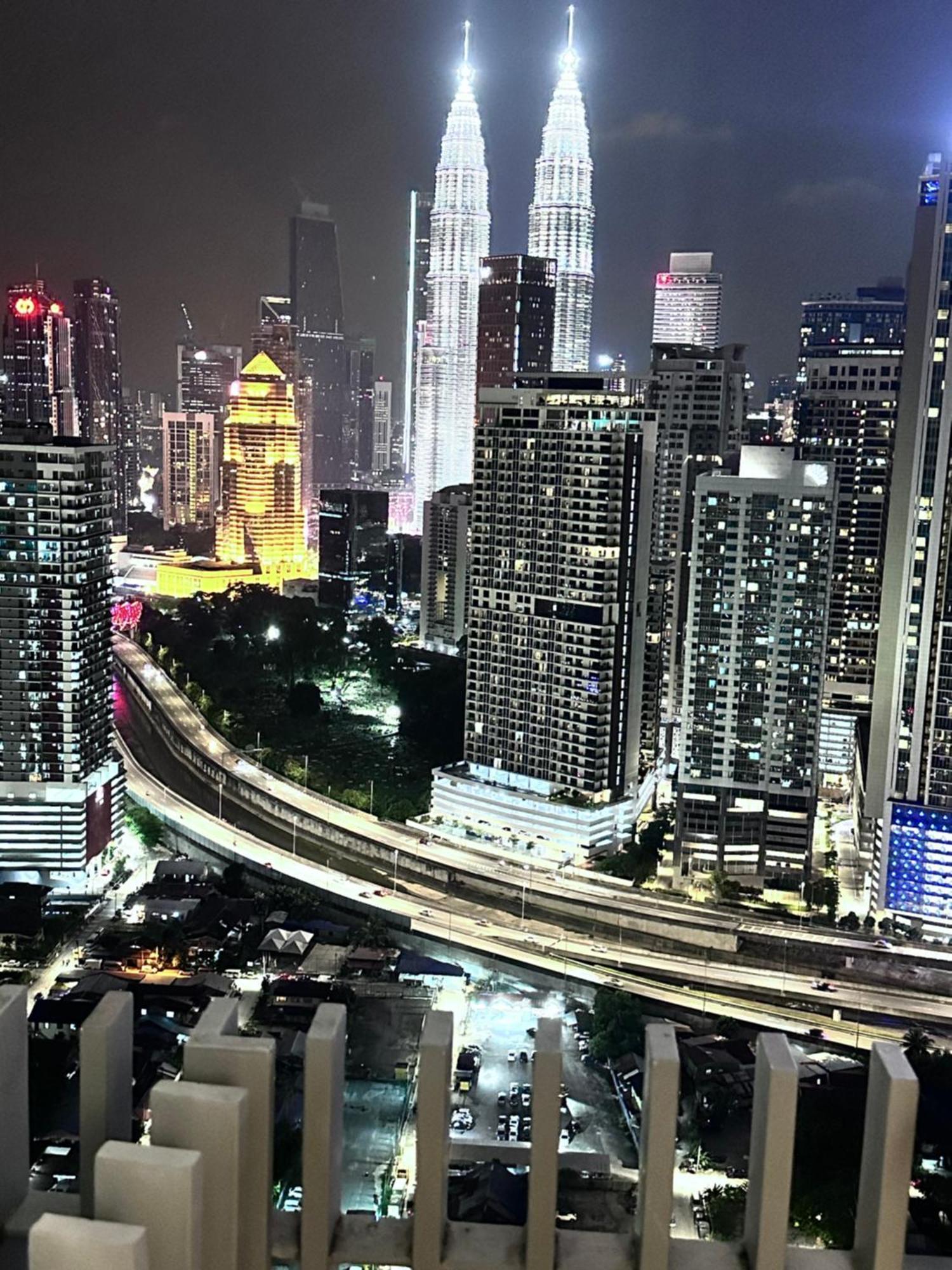 The Luxe Infinitum Klcc By Sahara Apartment กัวลาลัมเปอร์ ภายนอก รูปภาพ